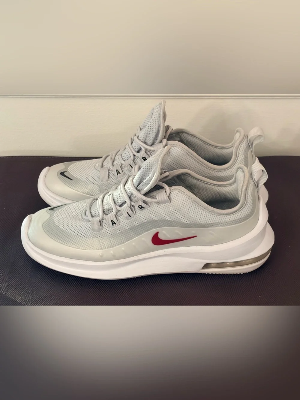 Authentic NIKE Air Max Axis AA2168-003 Pure Platinum Women Sz 7 BNWOT